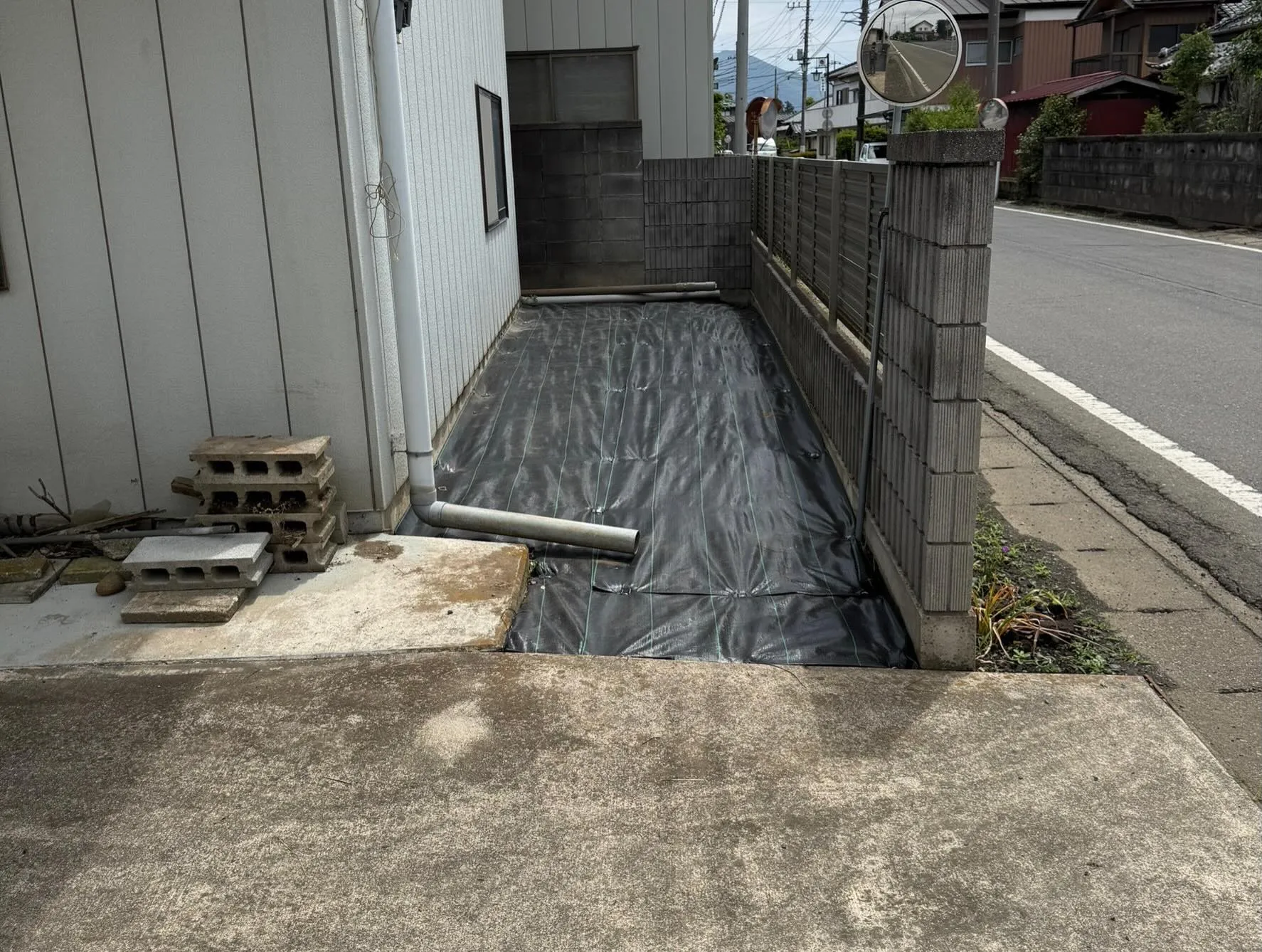 お庭の雑草にお困りですか?🌿