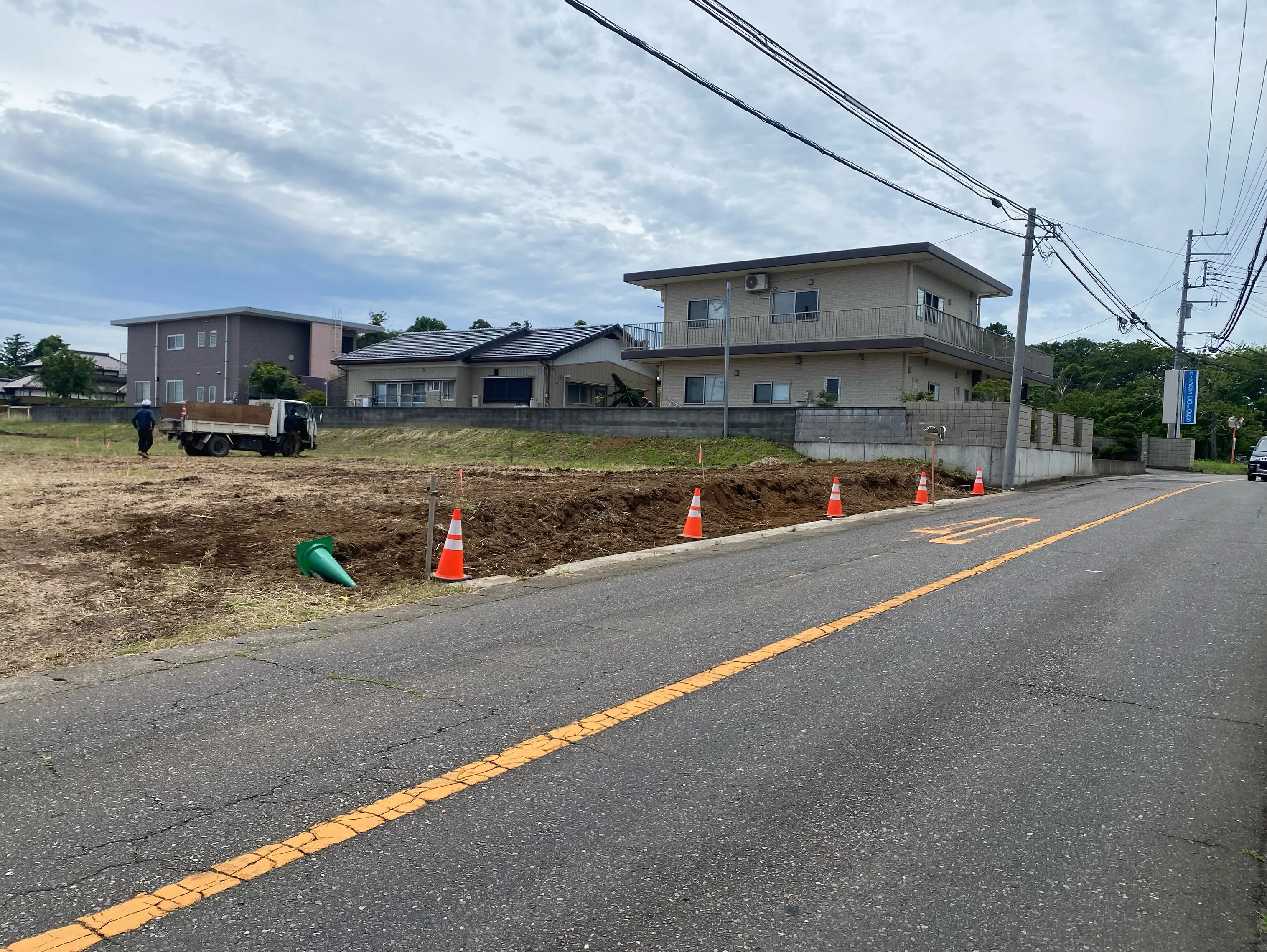 今回はつくば市で車が多く行き交う場所での工事🚧